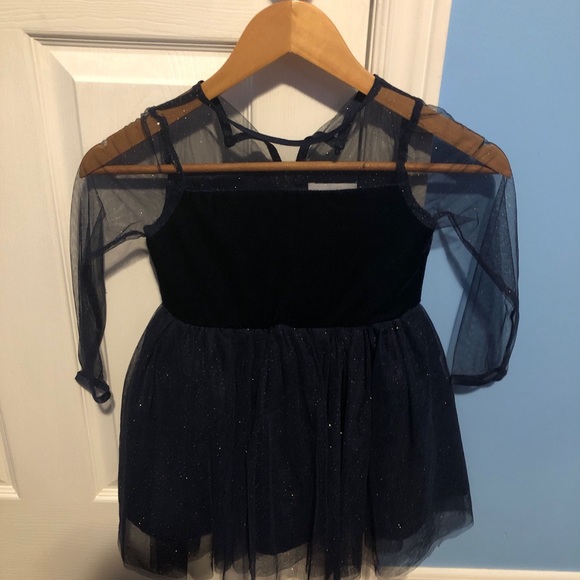Girls dress - Picture 1 of 2